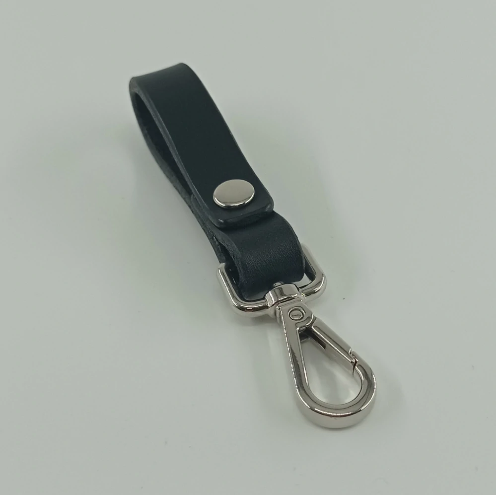 Opasková klíčenka s karabinou černá