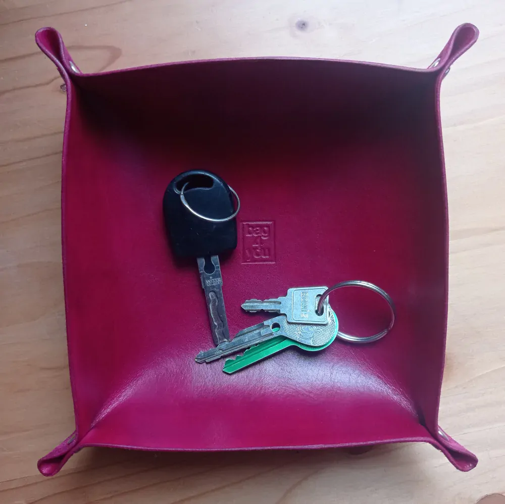 Kožená miska - červená