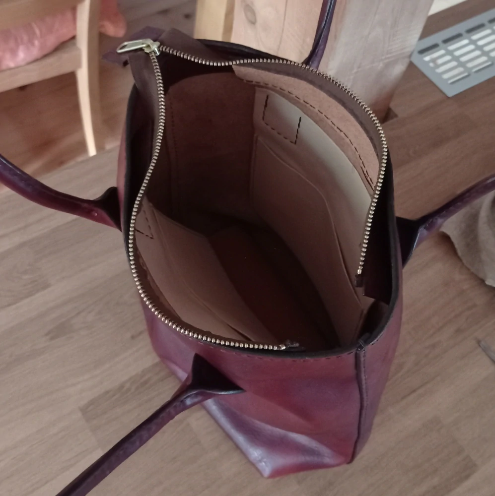 Kožená kabelka Birgit - tamponovaná hnědá