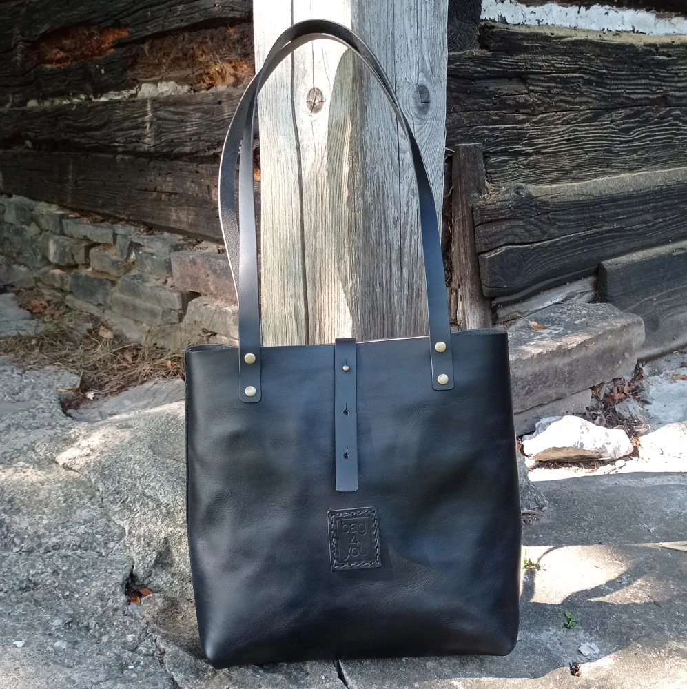 Kožená kabelka Freya černá