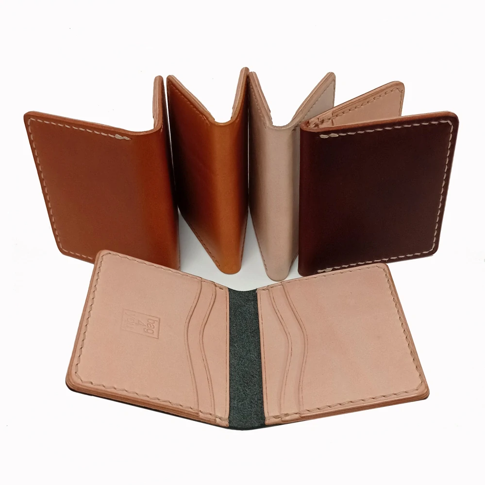 Kožené pouzdro na karty koňakové