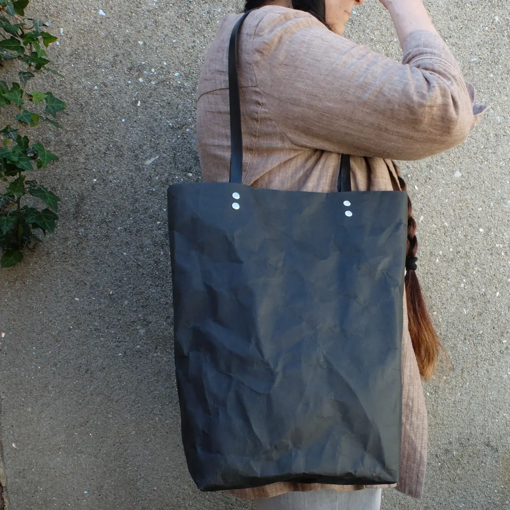 Kabelka IYGA černá