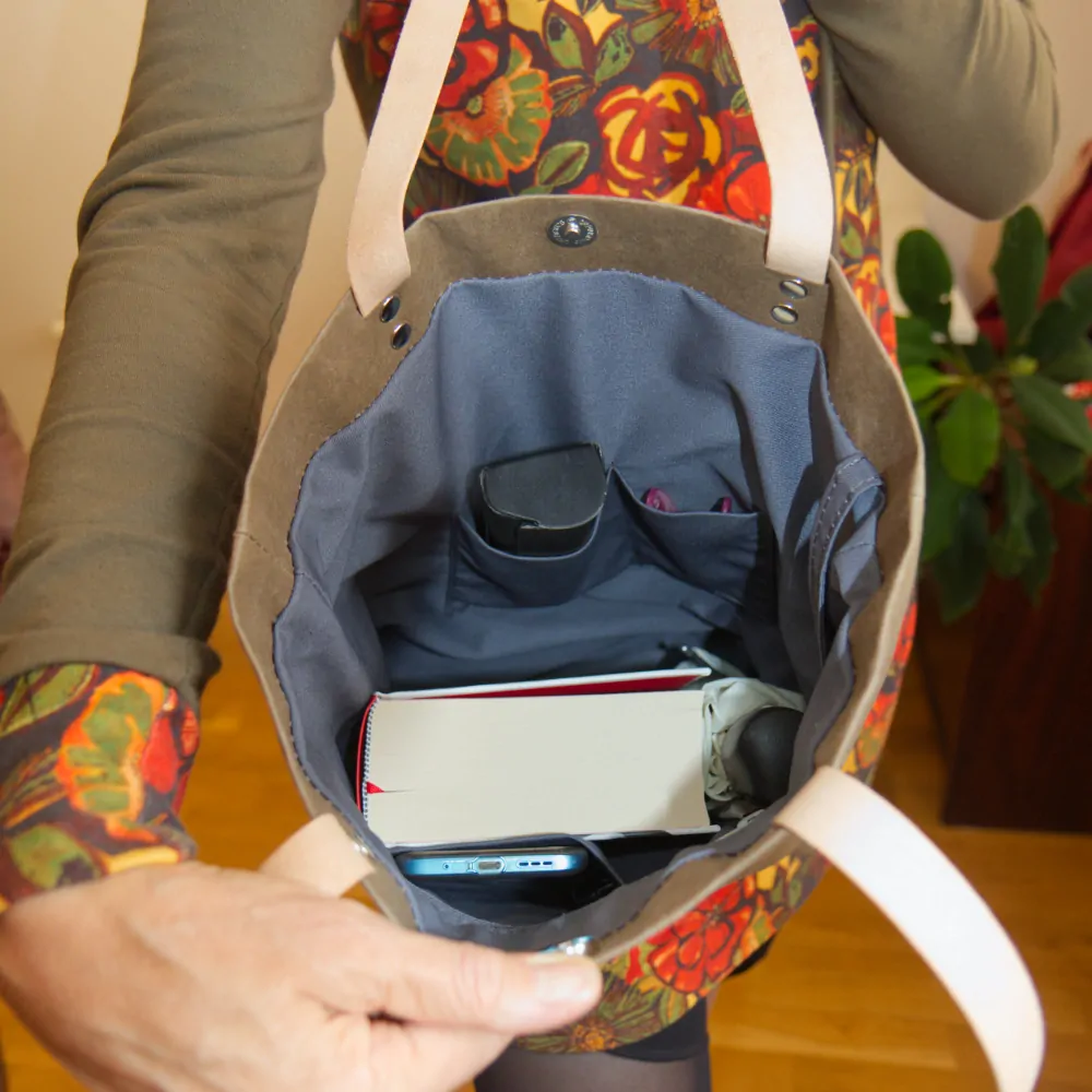 Kabelka IYGA bronzová