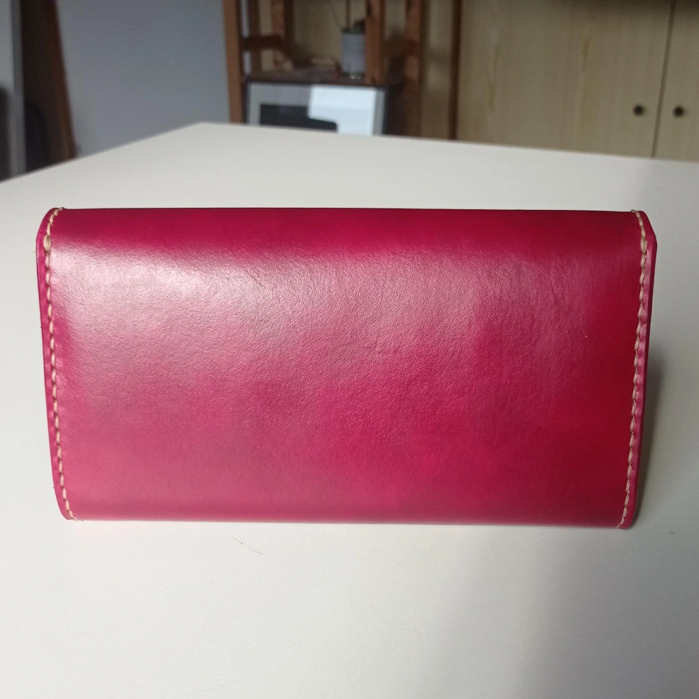 Kožená dámská peněženka červená