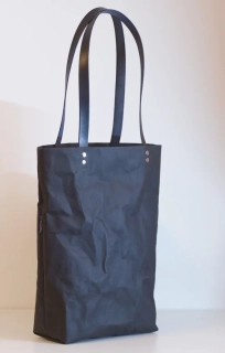 Kabelka IYGA černá