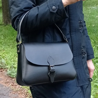 Kožená kabelka Kiara L do ruky černá