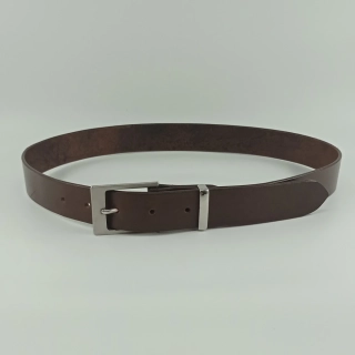 Hnědý kožený opasek s nerezovou přezkou