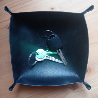 Kožená miska - černá