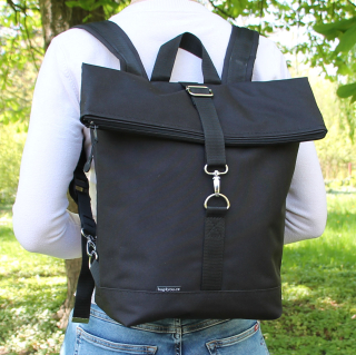 Batoh MAIA 01 se zádovou kapsou